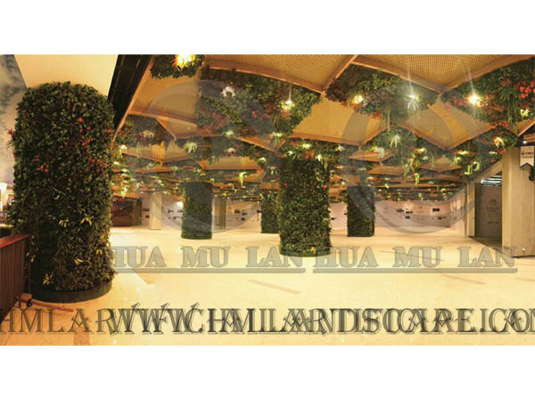 Abu Dhabi Mall Green Wall